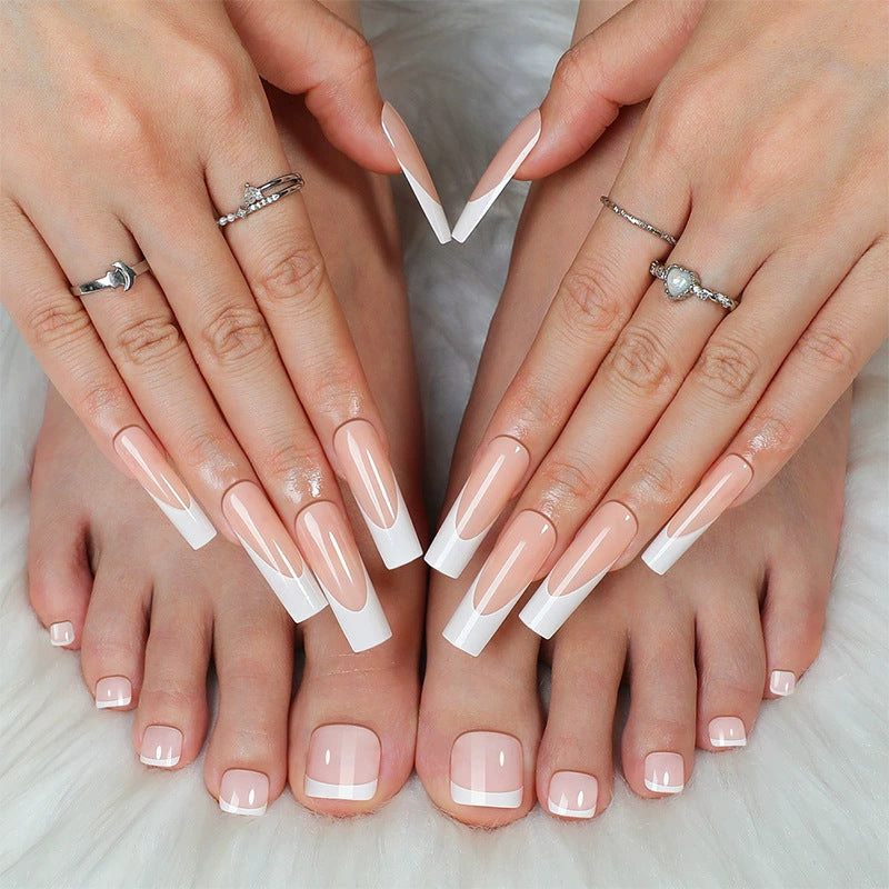 Stylish Press-On Nail Set with Elegant French Tip Design Acalora