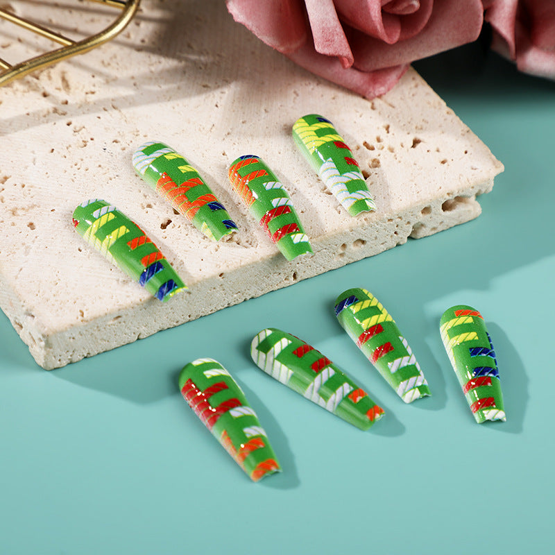 Creative and stylish art nails Acalora