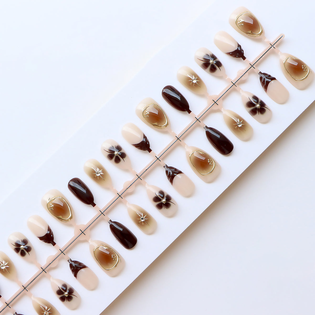 Elegant Artistic Press-On Nail Designs Acalora