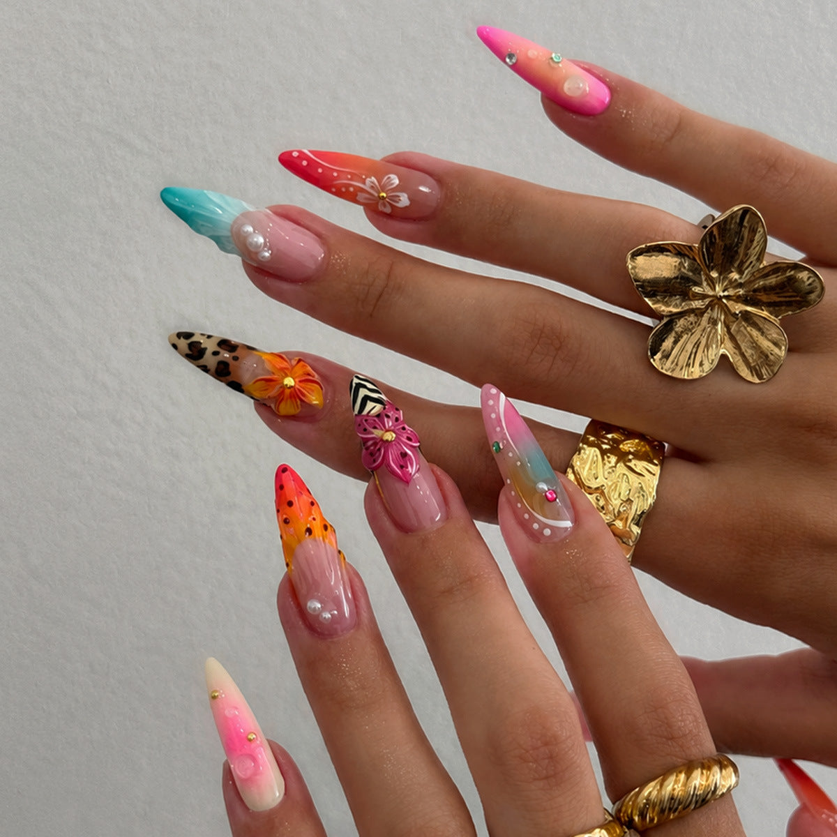 Artistic Premium Press-On Nail Set with Floral and Animal Designs Acalora