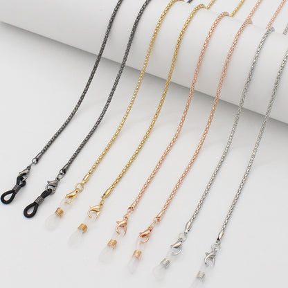Elegant Pearl Chain Eyewear Holder Acalora