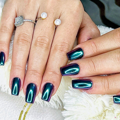 Stylish Art Nails Acalora