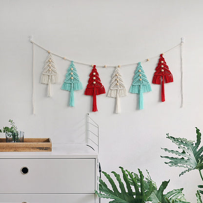 Festive Macrame Garland