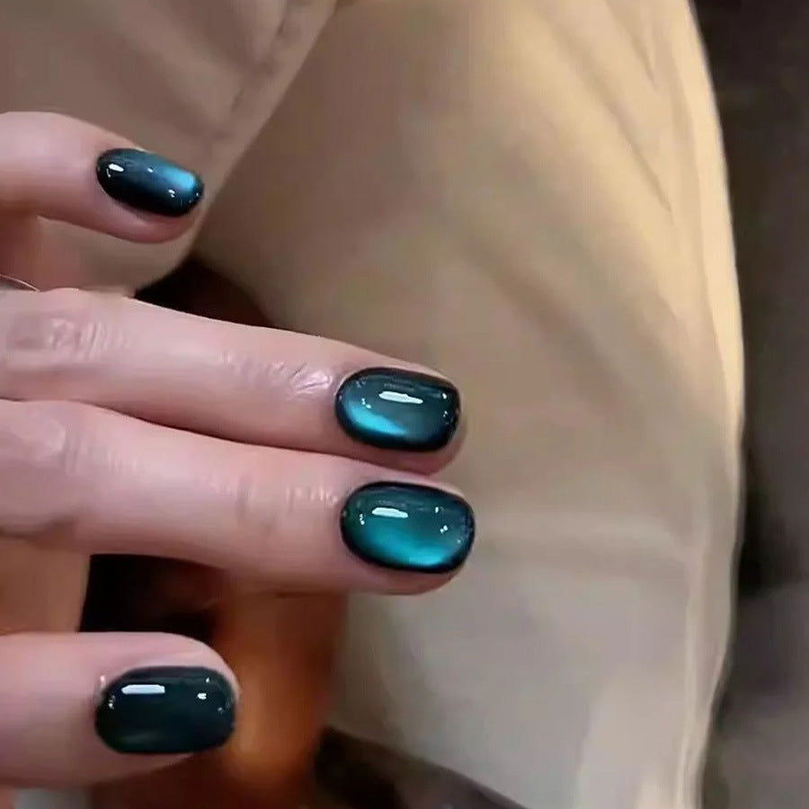 Artificial nails in elegant ombre design Acalora