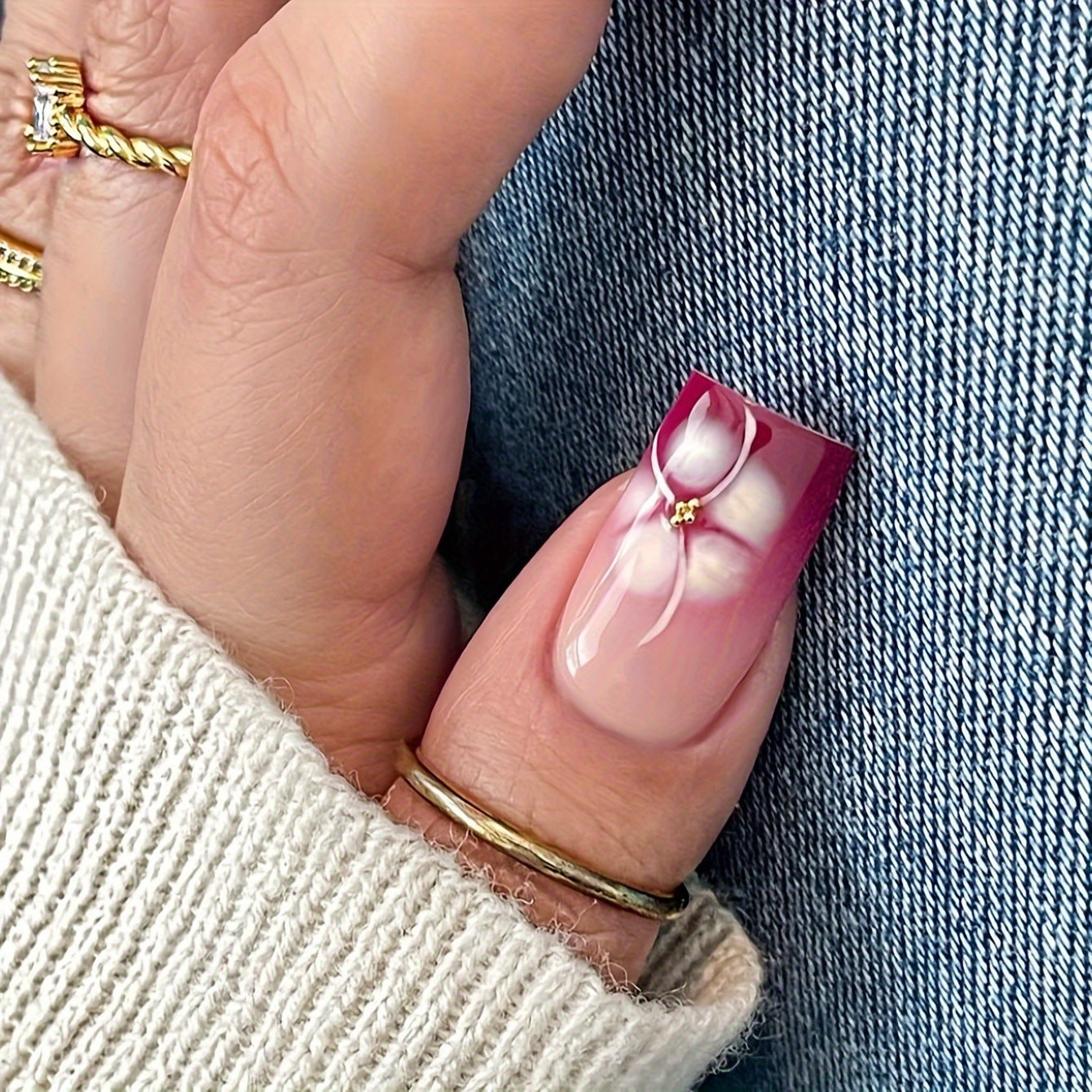 Artistic Gel Nail Extensions with Floral Design Acalora
