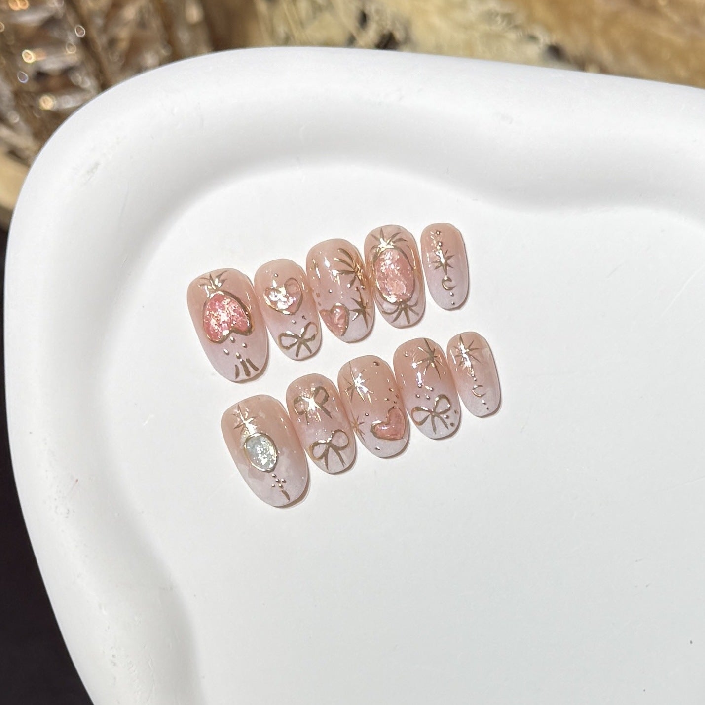 Decorative Press-On Nail Art Set with Heart and Glitter Accents Acalora
