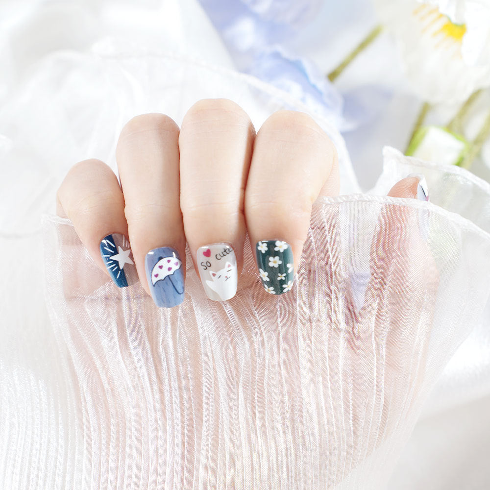 Artistic Cat-Inspired Press-On Nail Set Acalora