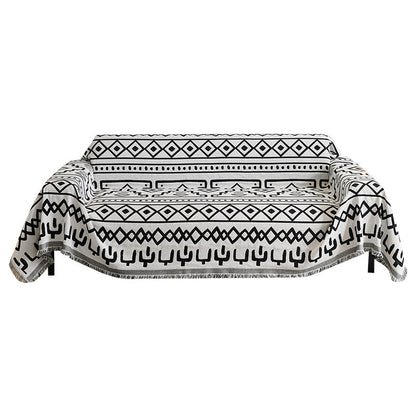 Elegant Geometric Pattern Throw Blanket