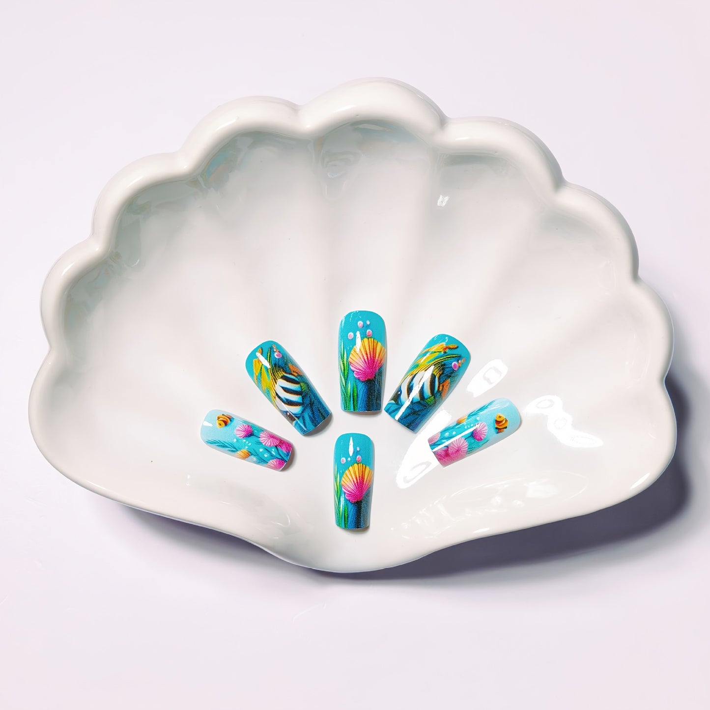 Underwater-Themed Extravagant Nail Art Acalora