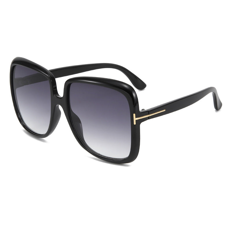 Women's elegant oversized sunglasses with filigree frame Skanto