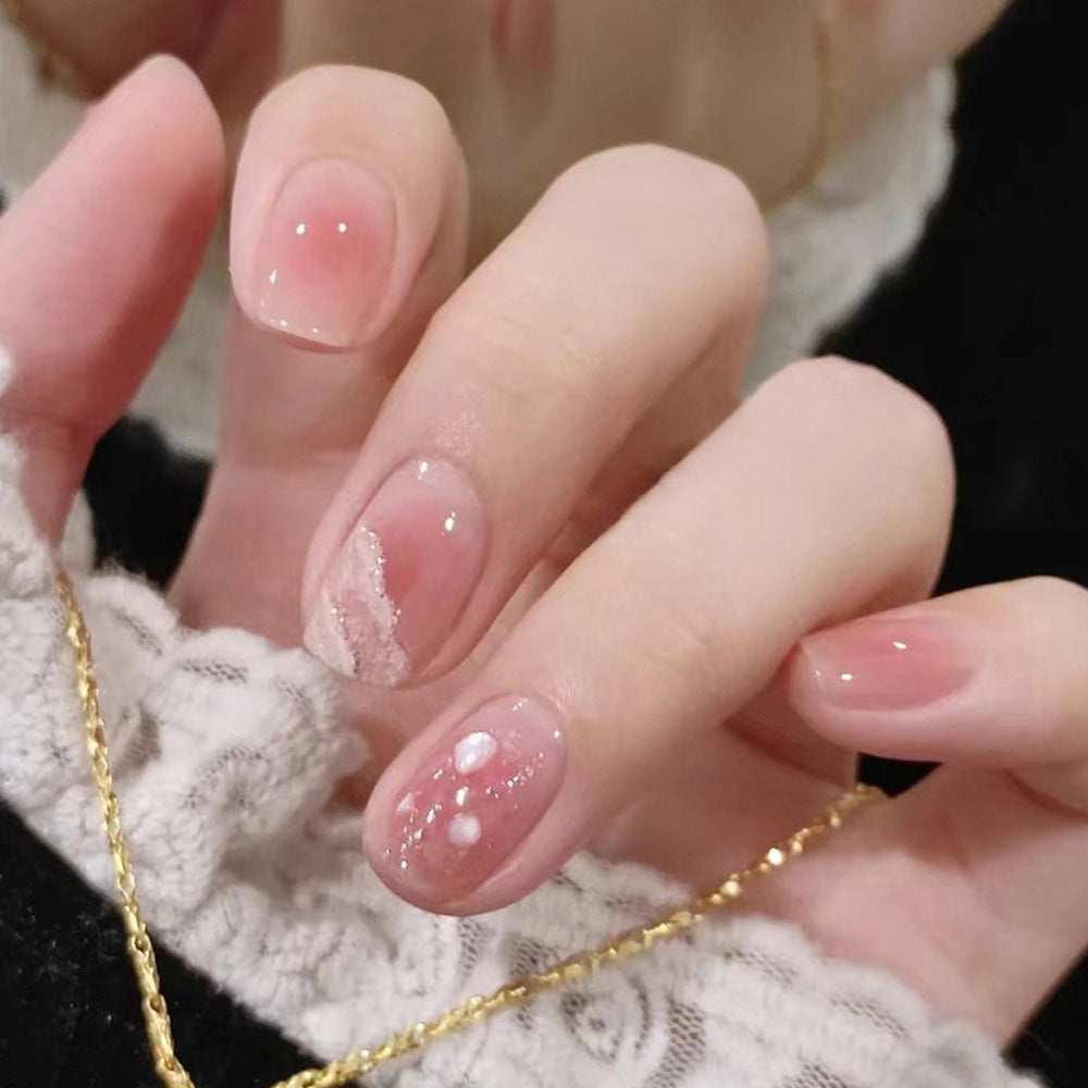 Artificial nails with elegant 3D applications Acalora