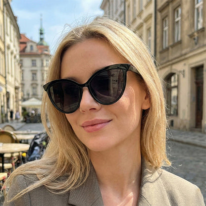 Ladies Elegant Cat-Eye Sunglasses with UV Protection and High-Quality Frame Bowlift