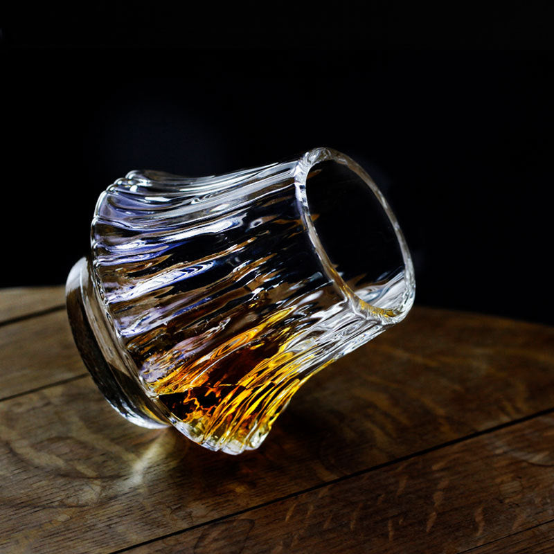 Akashi Ribbed Glass | Karnz