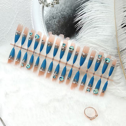 Artificial nails with elegant glitter and stone details Acalora