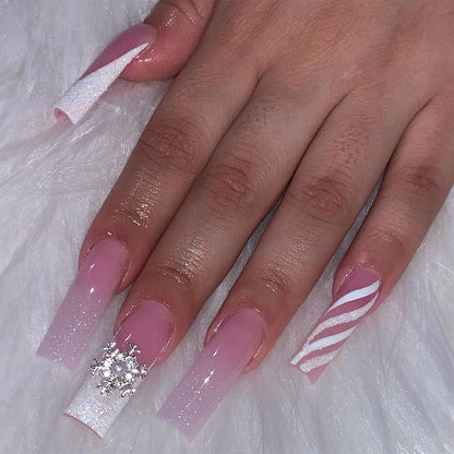 Decorative Press-On Nail Art Set with Elegant Floral and Shimmer Design Acalora