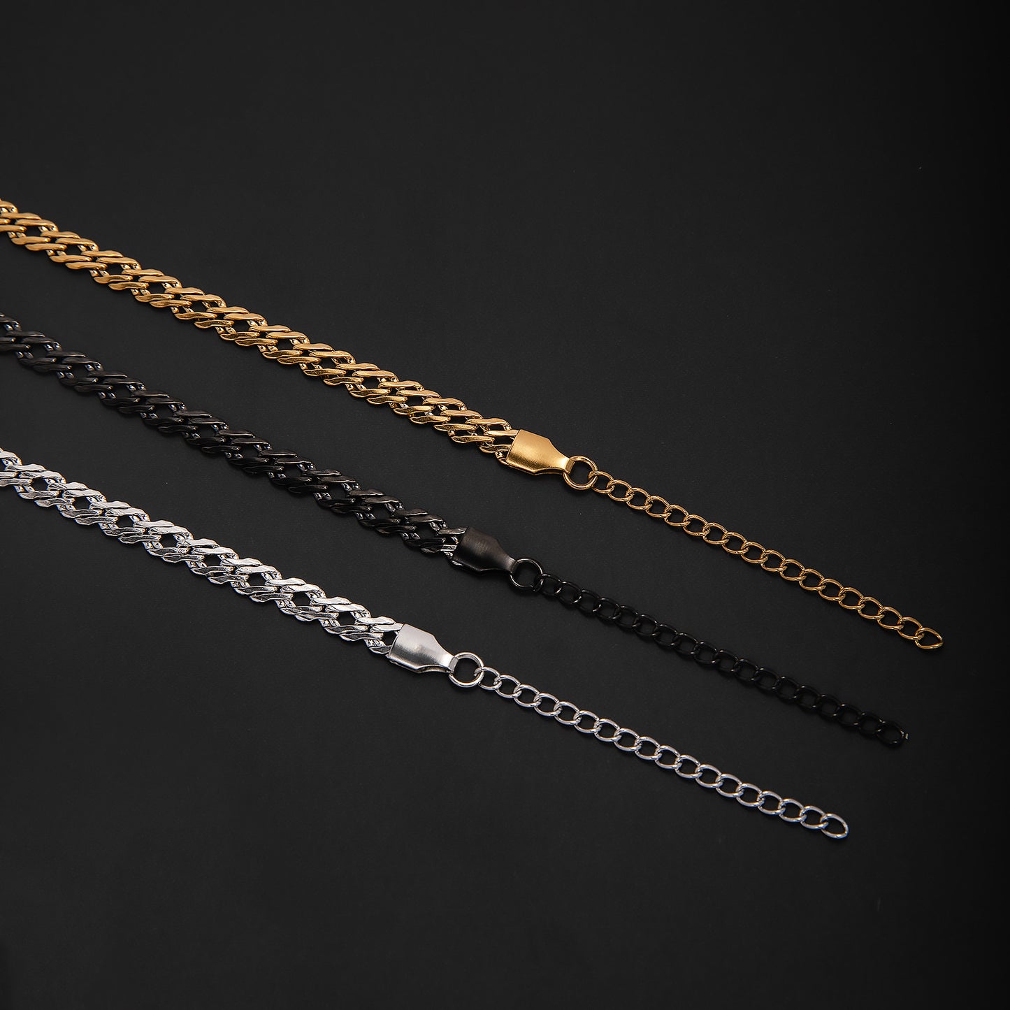 Stylish Interwoven Chain Bracelet Acalora