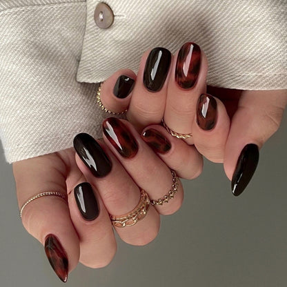 Glamorous art nails in elegant design Acalora
