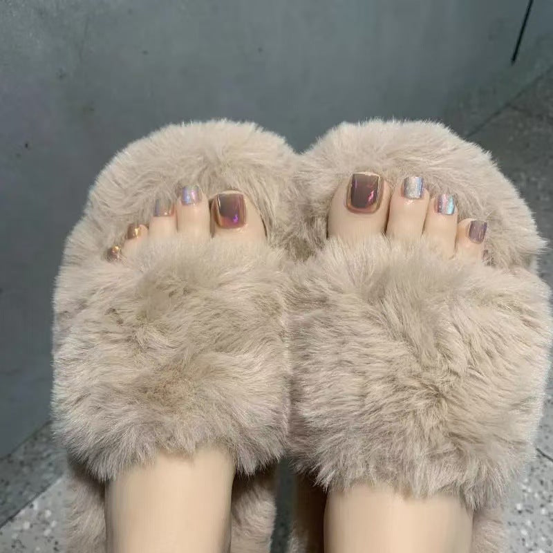 Cozy Faux Fur Slippers Acalora