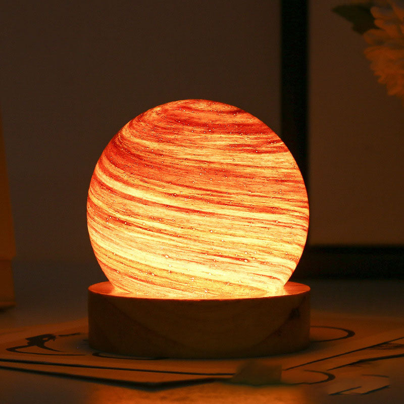 Skanto | Fortryllende Planet Lampe – Et Univers av Farger og Drømmer