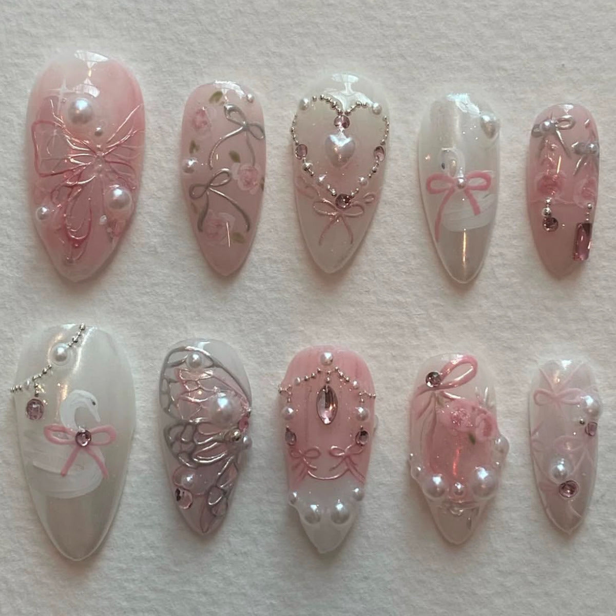 Elegant Decorative Press-On Nails Acalora