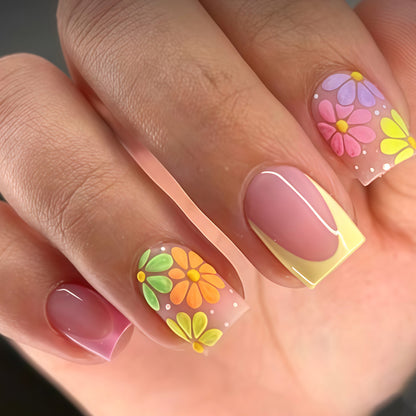 Seasonal Themed Press-On Nail Art Set Acalora