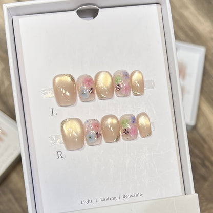 Artistic Floral-Design Press-On Nail Set Acalora