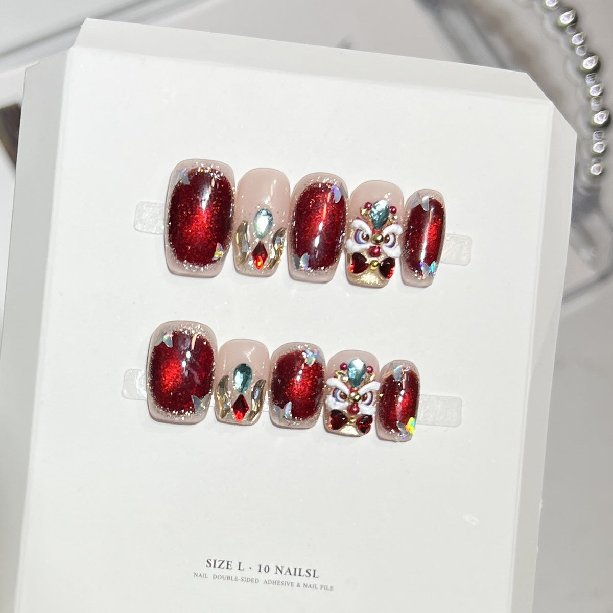 Artistic Press-On Nail Set with Elegant Floral Design Acalora
