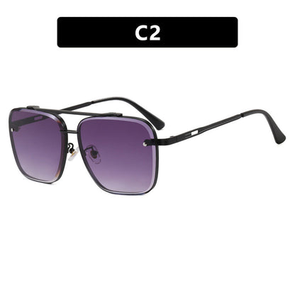 Women square sunglasses with protective lenses and modern metal frame Bowlift