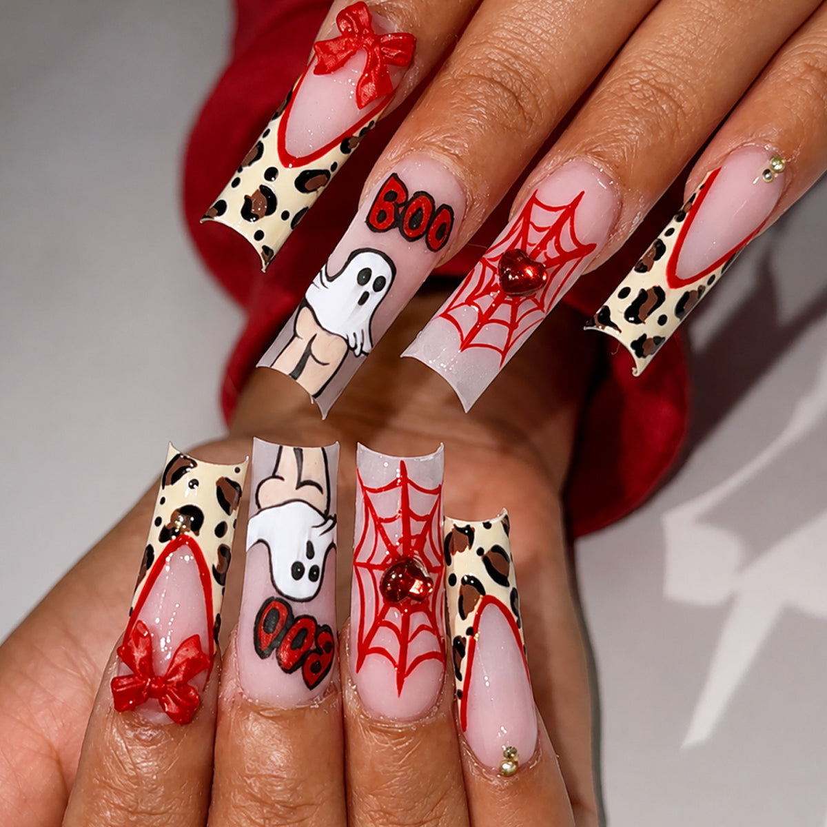 Themed Halloween Press-On Nail Set with Animal and Ghost Prints Acalora