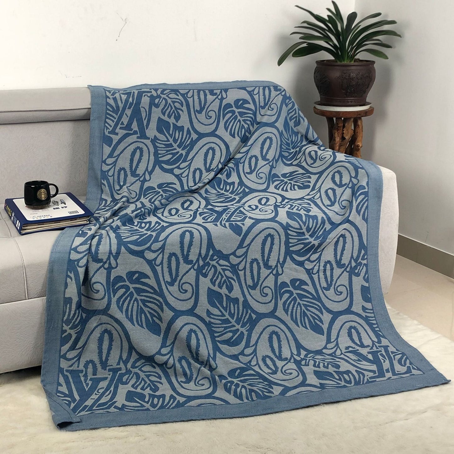 Cozy Decorative Blanket