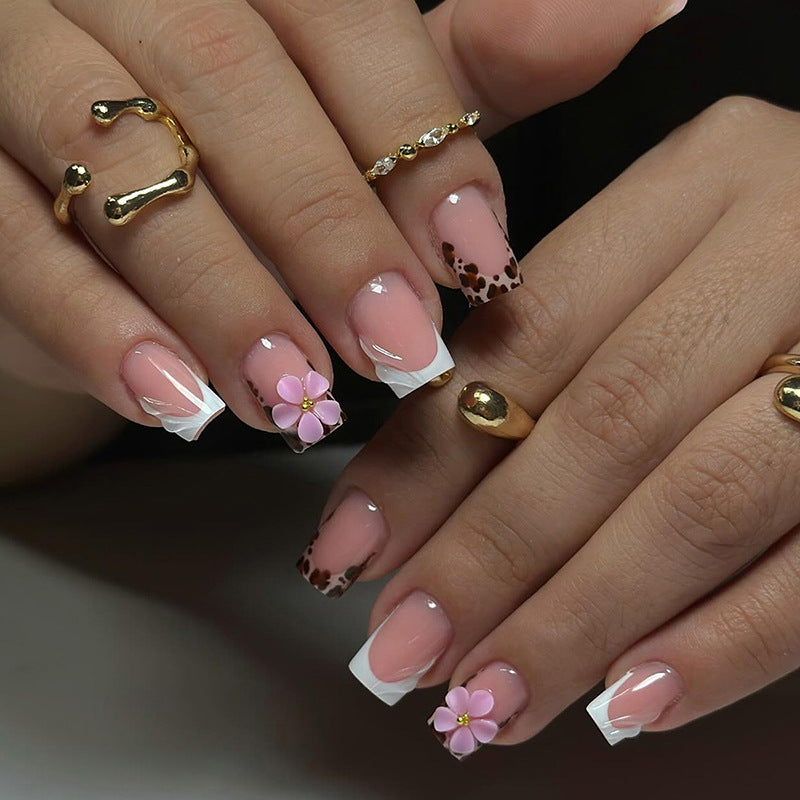 Artistic Floral and Leopard Print Press-On Nails Set Acalora