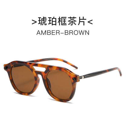 Ladies exclusive sunglasses with striking tortoiseshell pattern and sturdy frame Bowlift