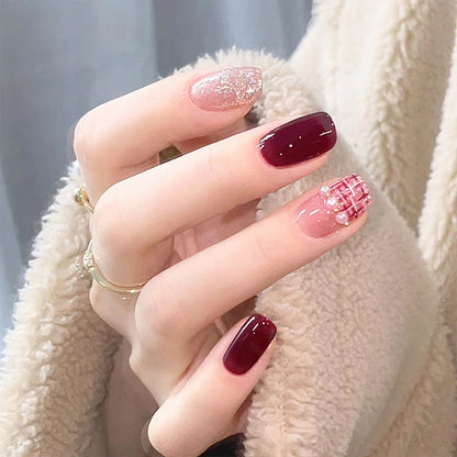 Glamorous Nail Designs Acalora