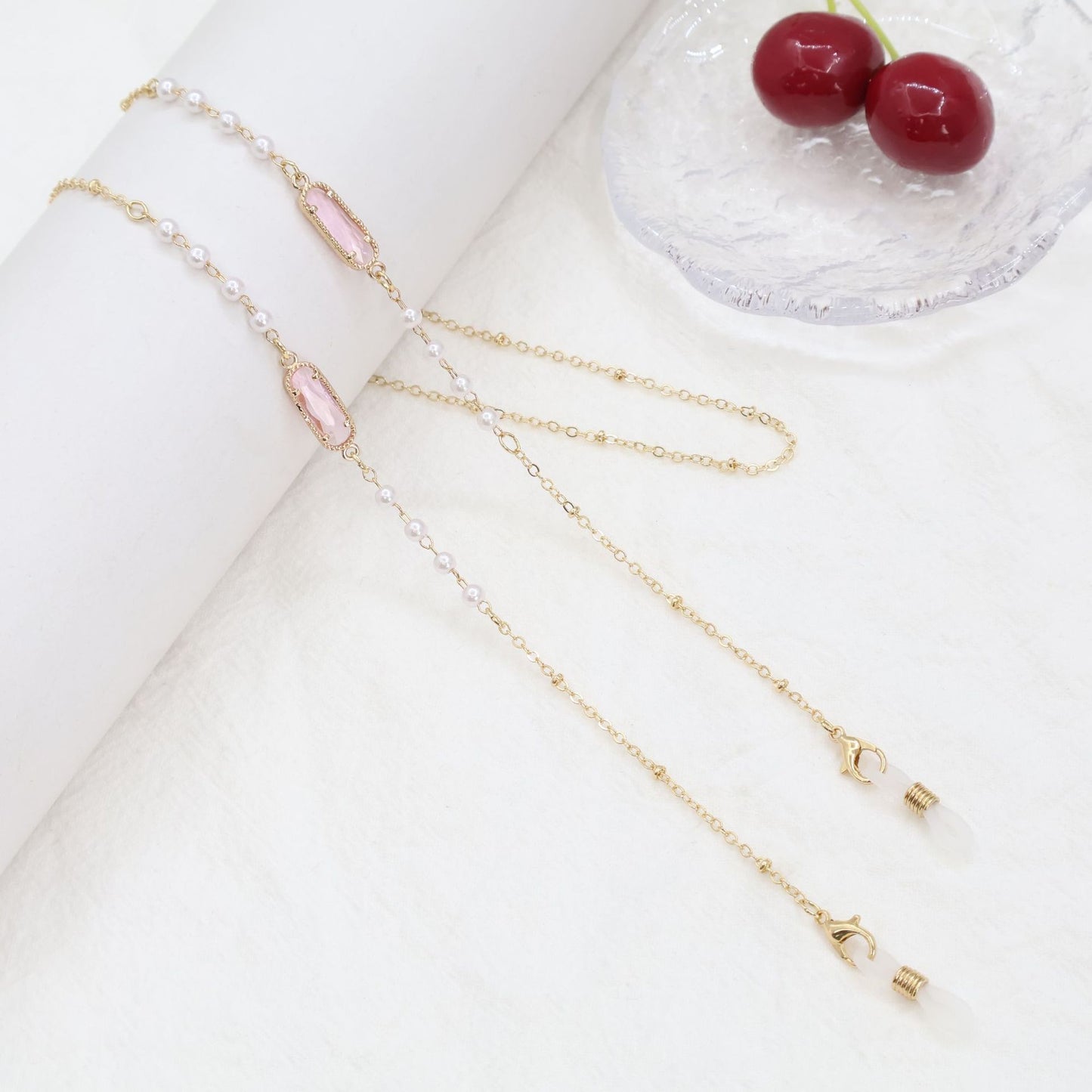 Elegant Eyewear Chain Holder Acalora