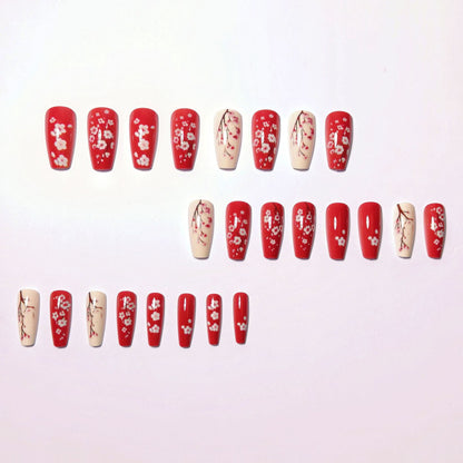 Elegant Floral Detail Nail Art Acalora