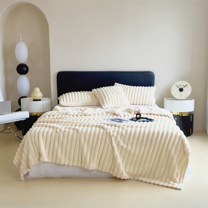 Women's Plush and Decorative Throw Blanket Karnz