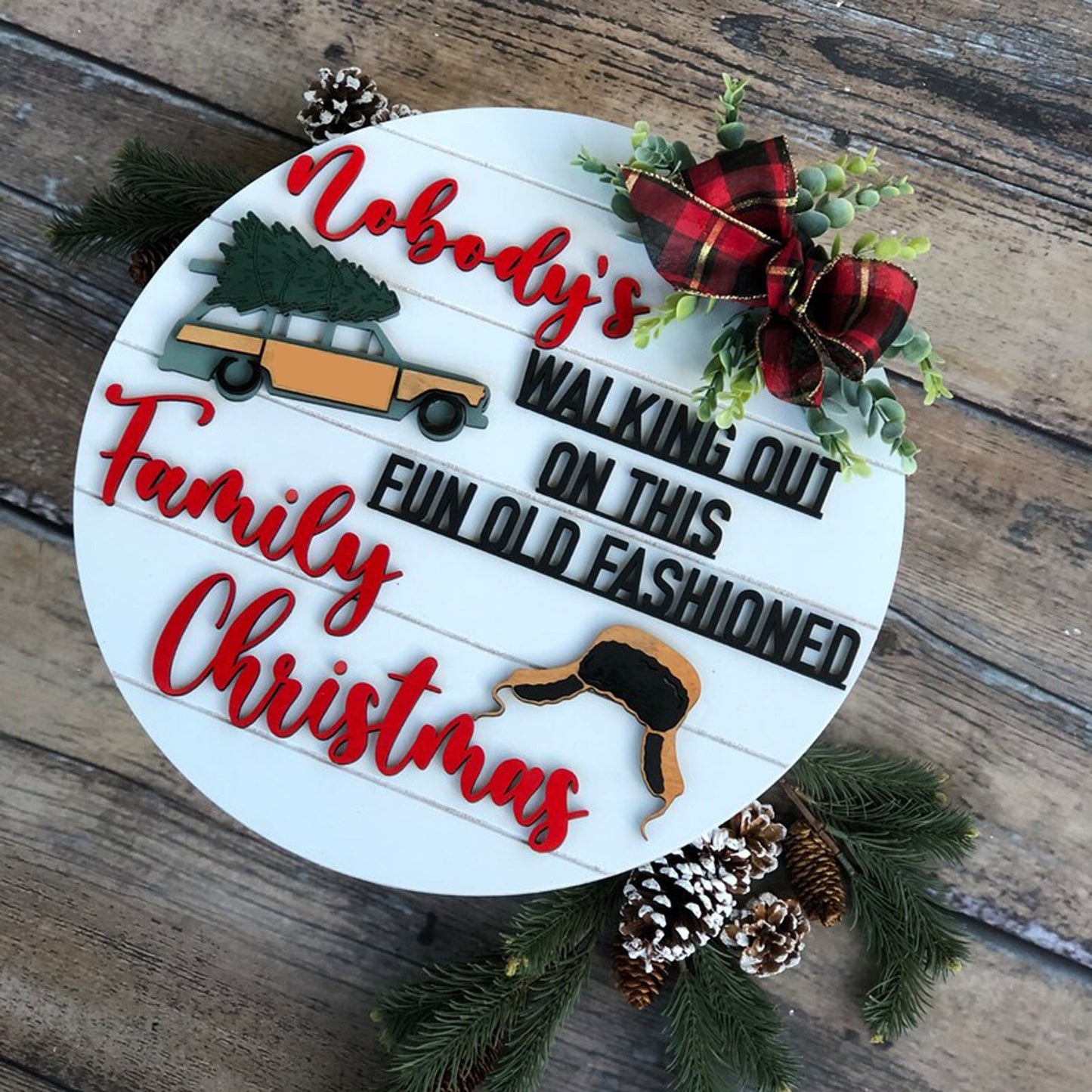 Skanto Skanto | Fun Christmas Holiday Themed Door Hanger