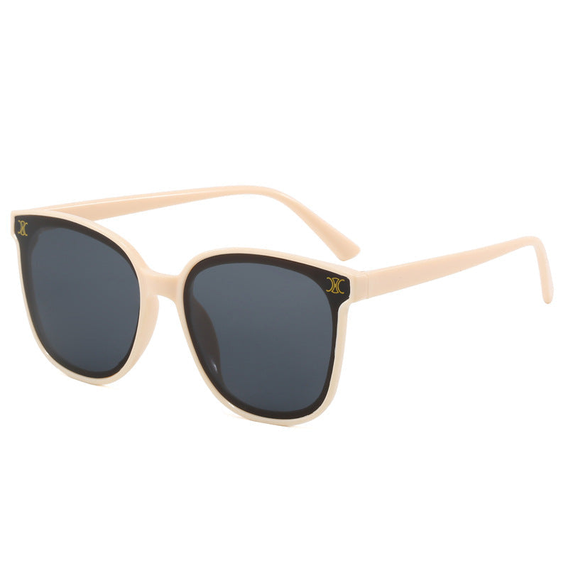 Ladies fashionable oversized sunglasses with high UV protection Bowlift