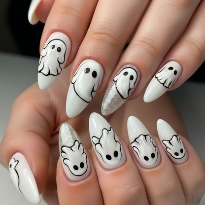 Artificial nails with cute ghost motif Acalora