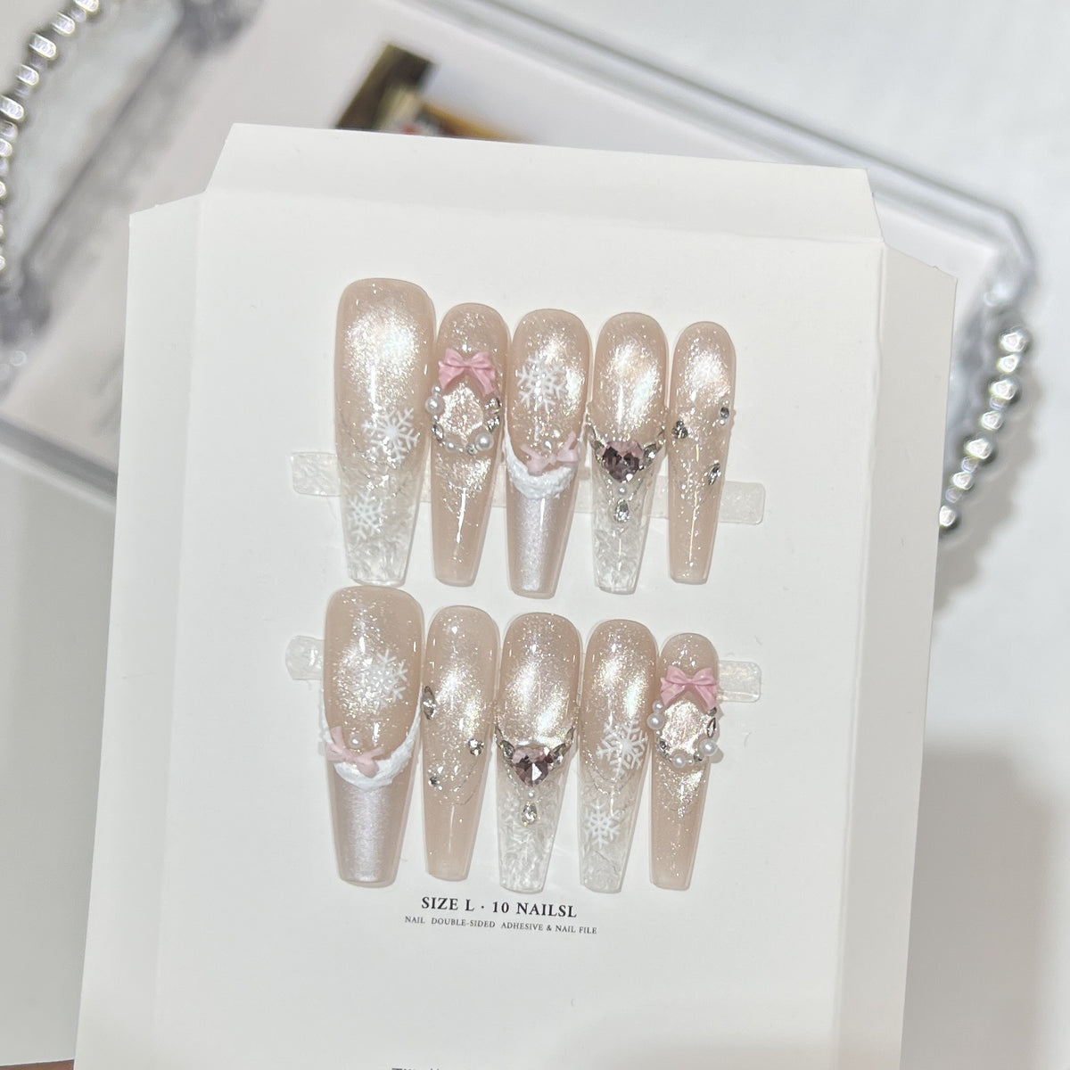 Snowflake-Inspired Glitter Press-On Nail Set Acalora