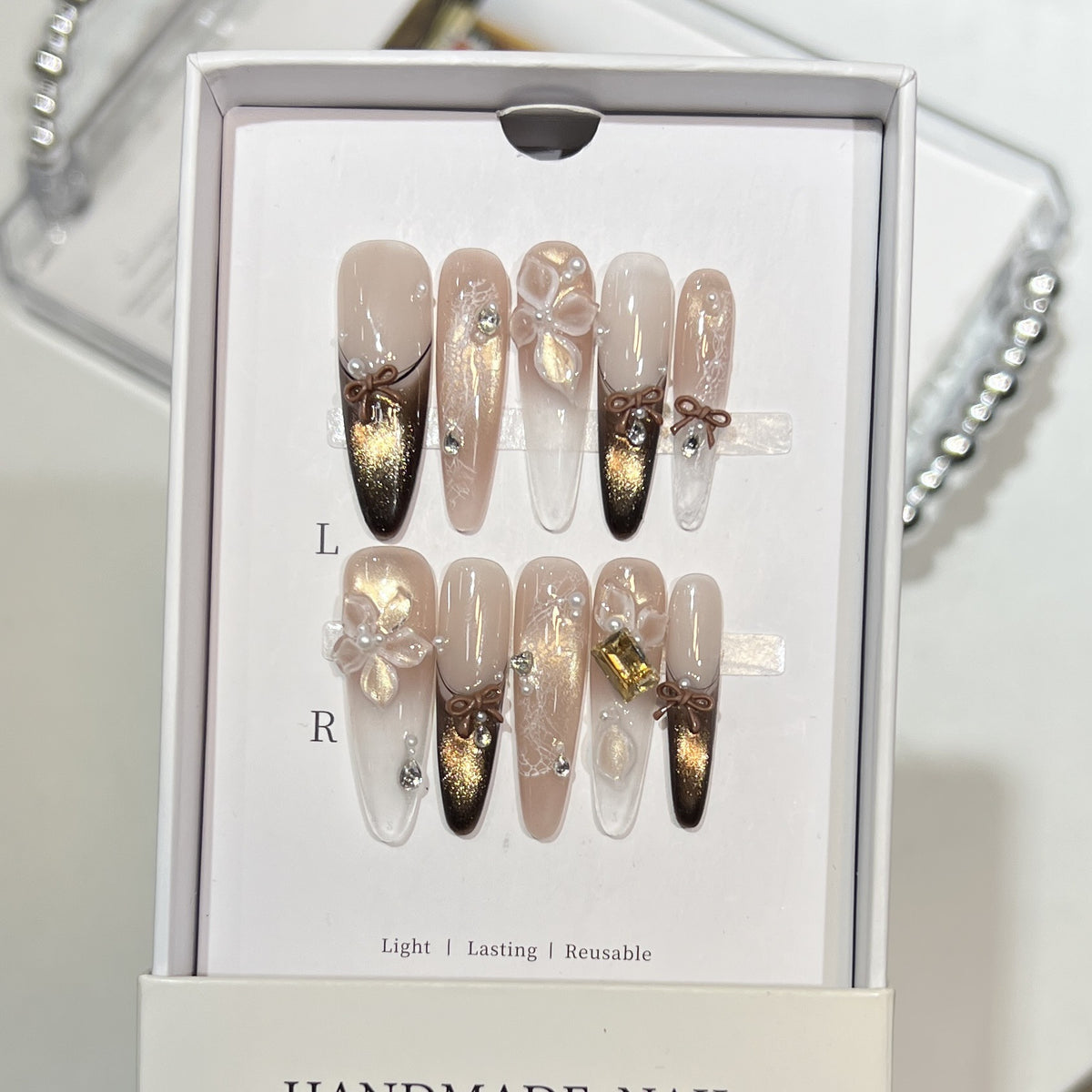 Glamorous Artistic Press-On Nail Extensions Acalora