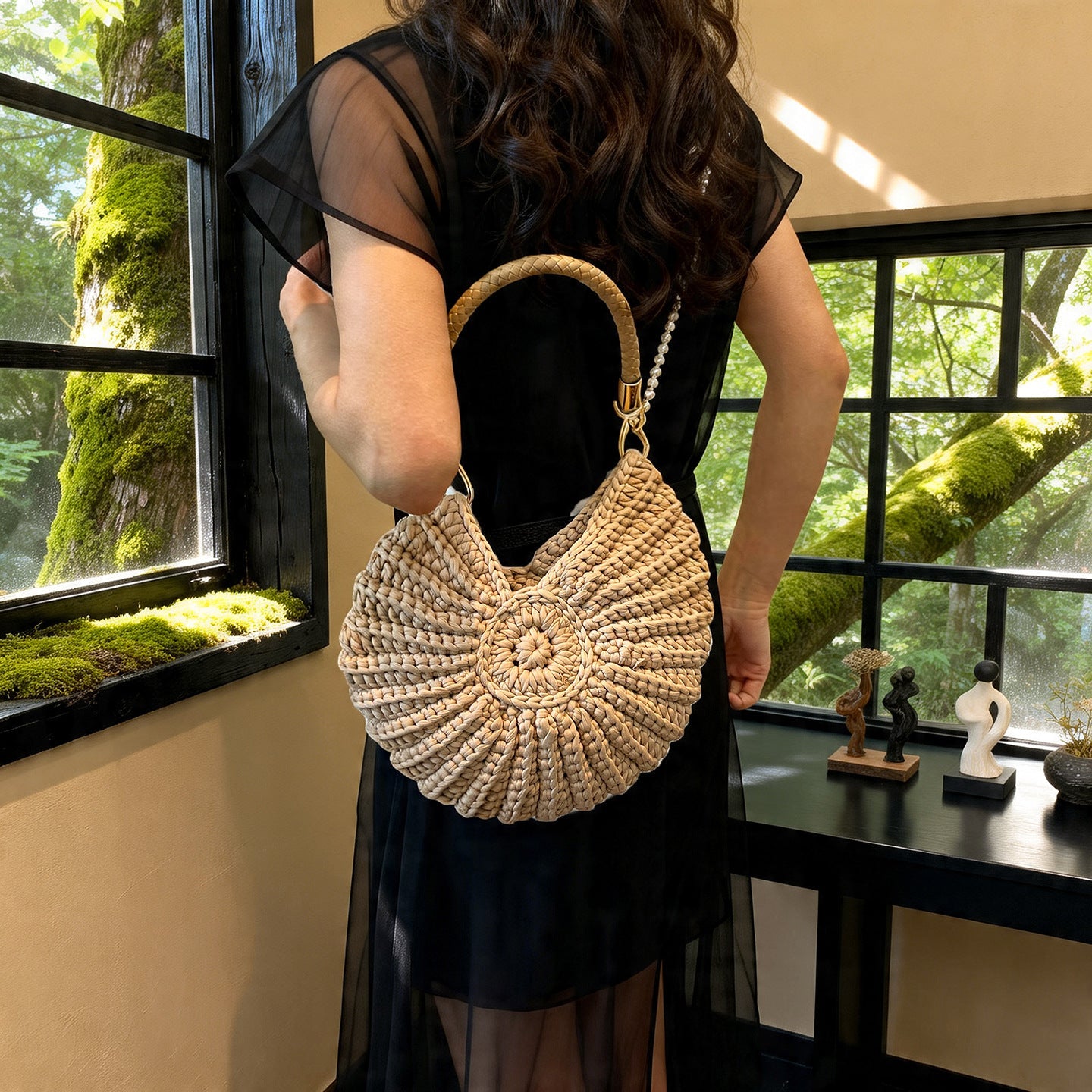 Handmade Crossbody Bag in Shell Design Bowlift