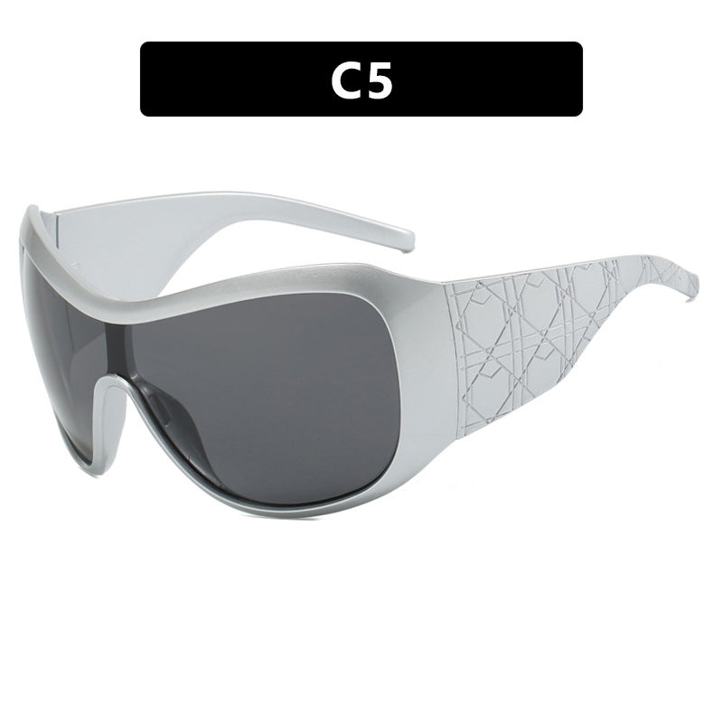 Women's sports sunglasses with wide protective frame and polarized lenses Skanto