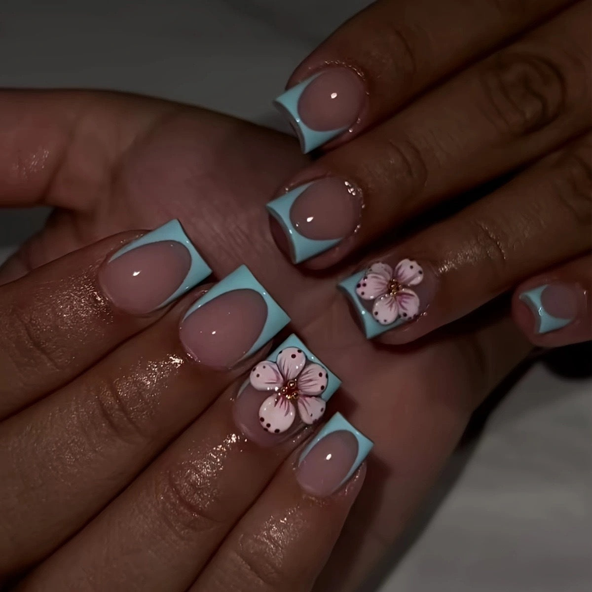 Artistic Floral Print Press-On Nails Acalora