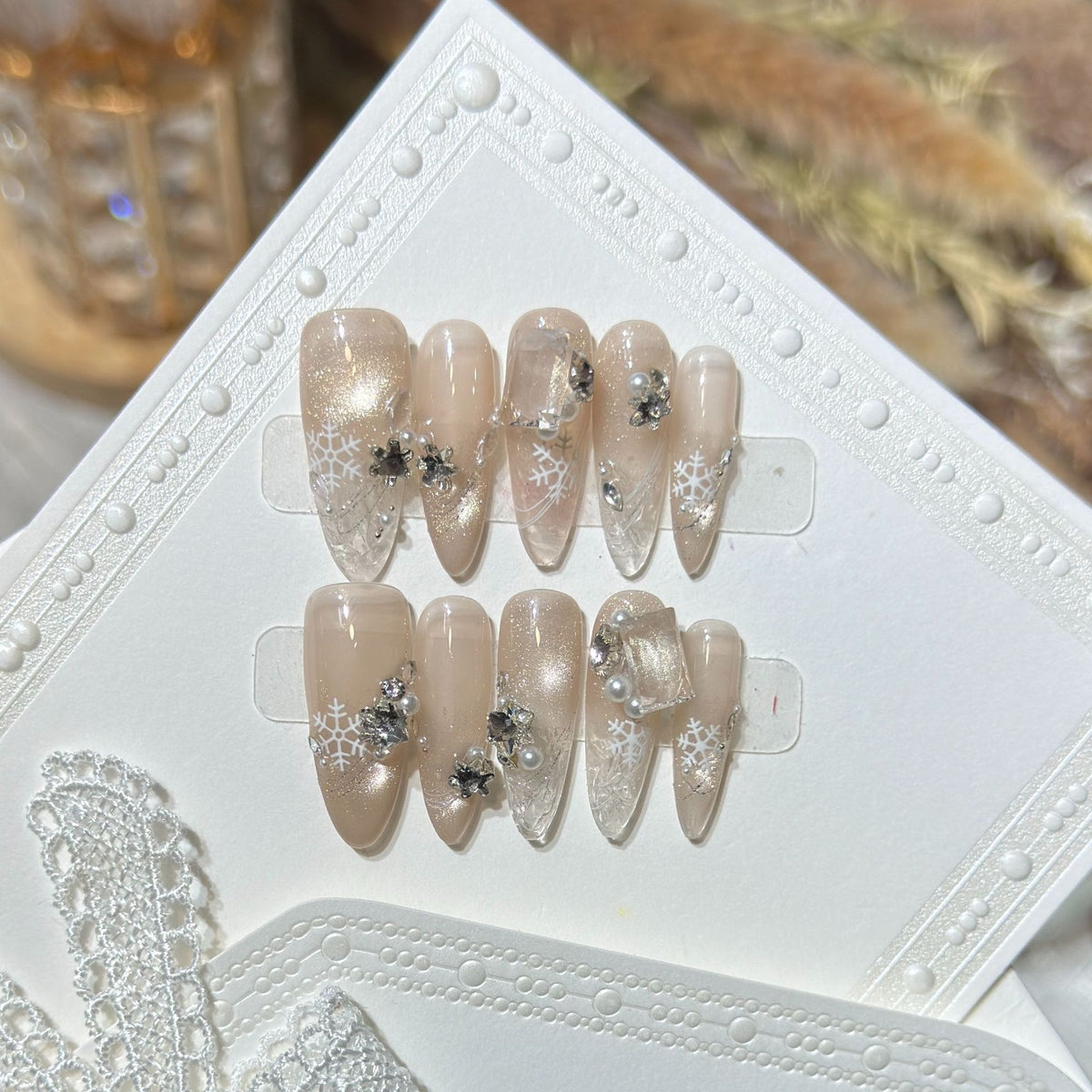 Snowflake-Inspired Stiletto Press-On Nail Set Acalora
