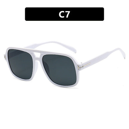Women's stylish sunglasses in a striking rectangular design Karnz