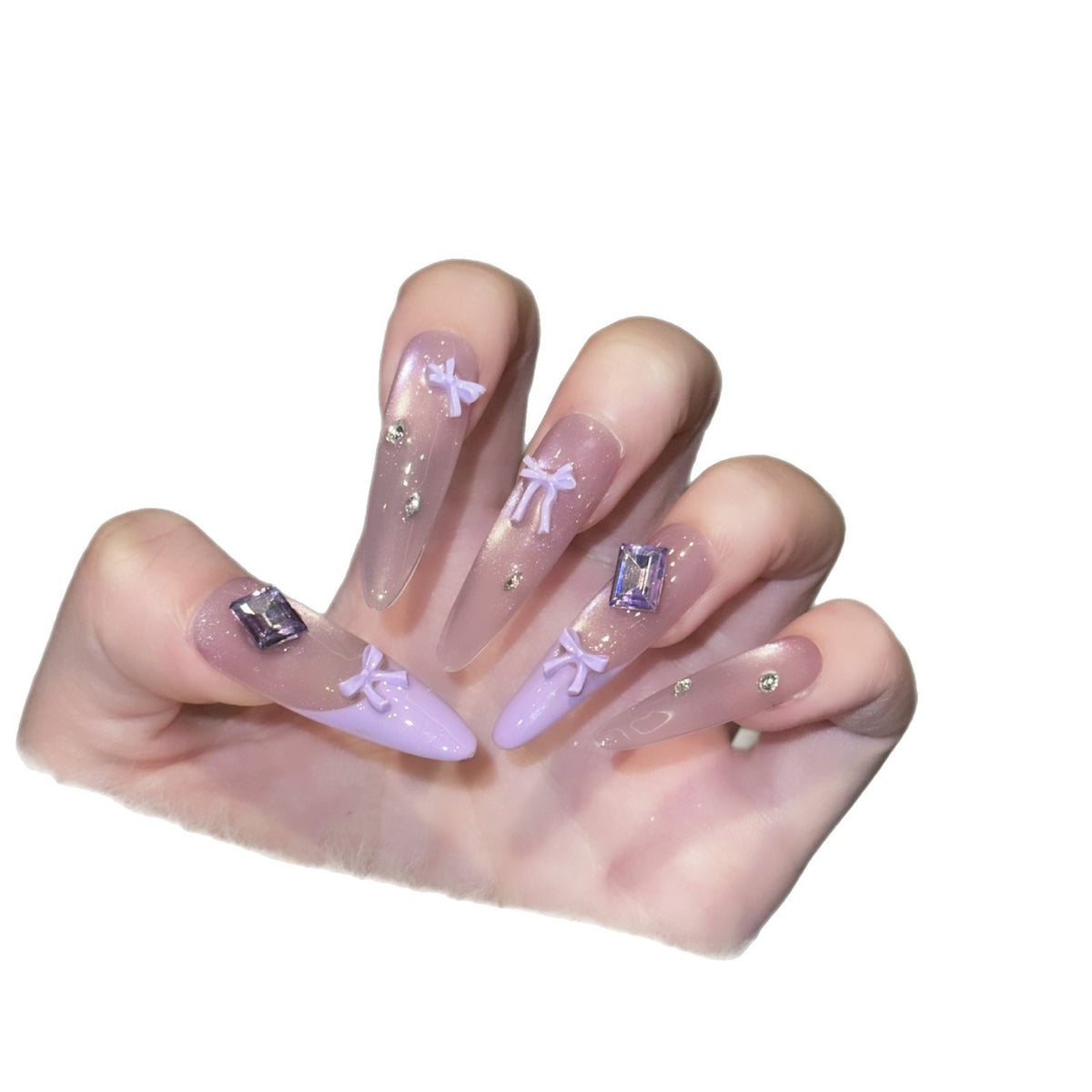 Elegant Handcrafted Press-On Nail Art Set Acalora