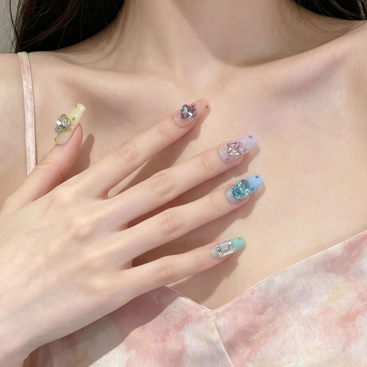 Artistic Press-On Nail Set with Gemstone Embellishments Acalora