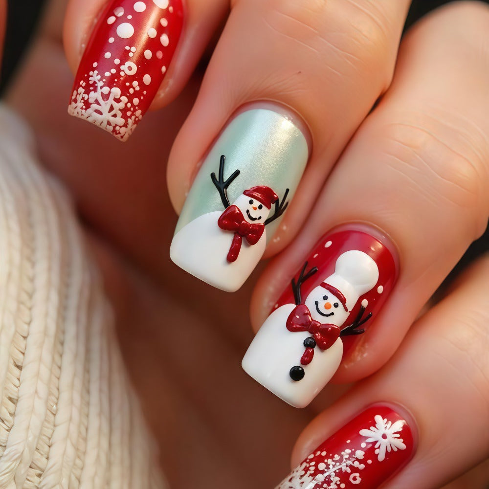 Artificial nails with festive Christmas designs Acalora
