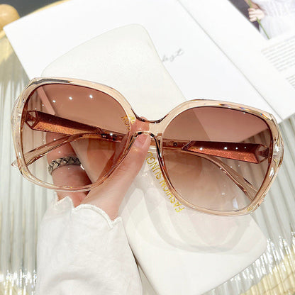 Women's oversized sunglasses in an elegant butterfly design Brehn